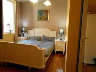 Хостелы Orient Express Hostel София Двухместный номер с 1 кроватью и собственной ванной комнатой-6