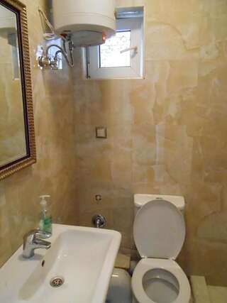 Хостелы Orient Express Hostel София Одноместный номер с собственной ванной комнатой-12